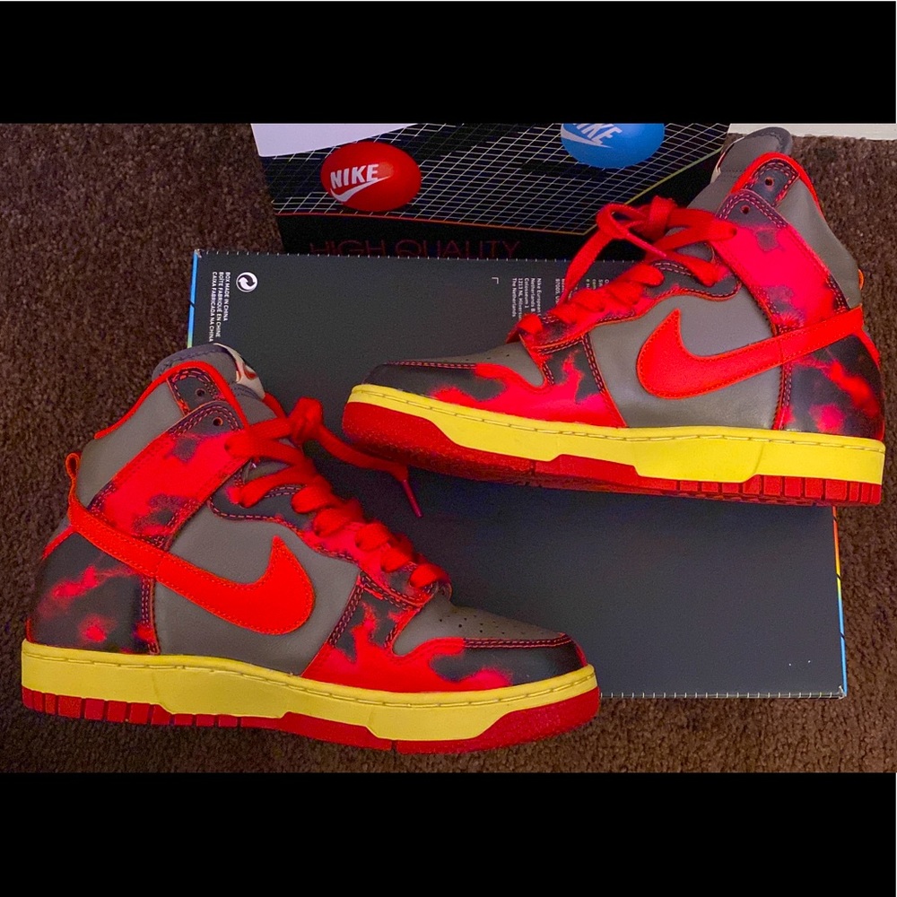 Nike Dunks Hi “Red Acid Wash”